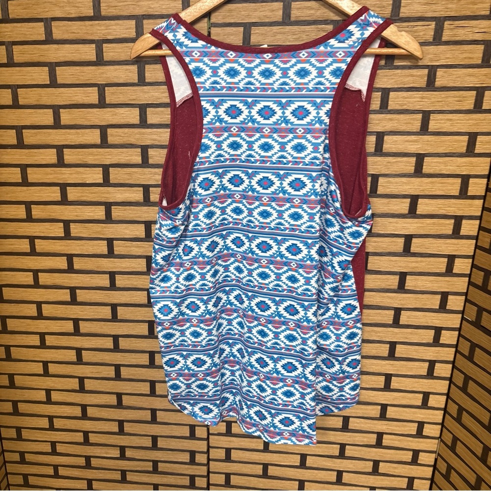 Sunshine & Rodeos Burgundy Aztec Print Tank Size Large - Picture 2 of 5